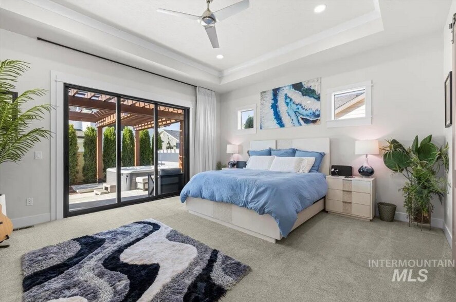 Building Photo - 9901 W Aviara St