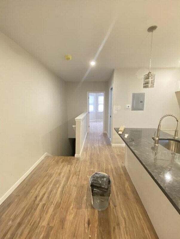 Building Photo - 4327 Reno St