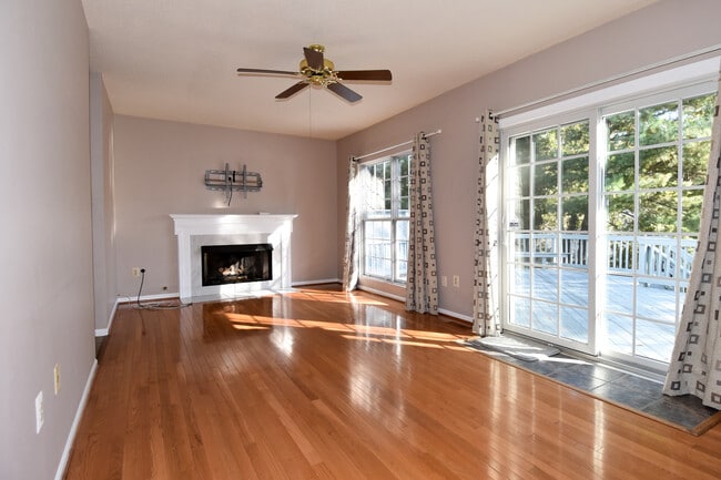 Building Photo - 6803 Woodstone Pl