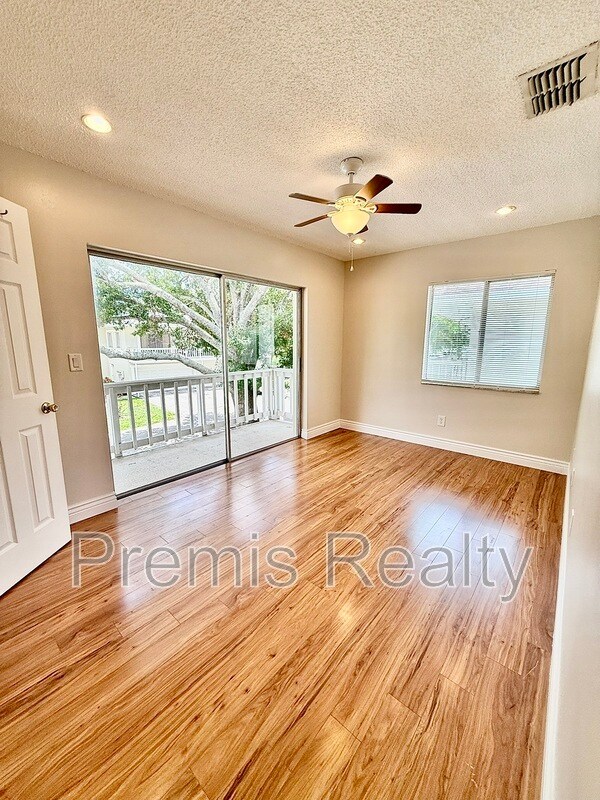 Building Photo - 2941 Bough Ave