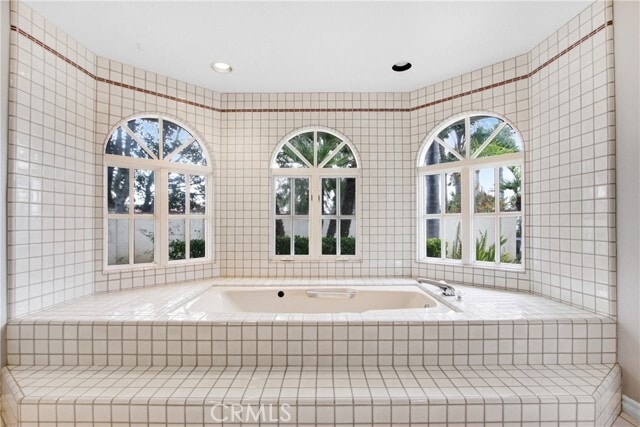 Building Photo - 31396 Lake Vista Cir