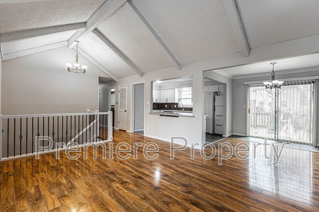 Building Photo - 13032 W 102nd Terrace