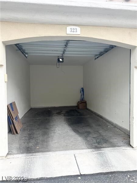 Building Photo - 1311 Red Gable Ln