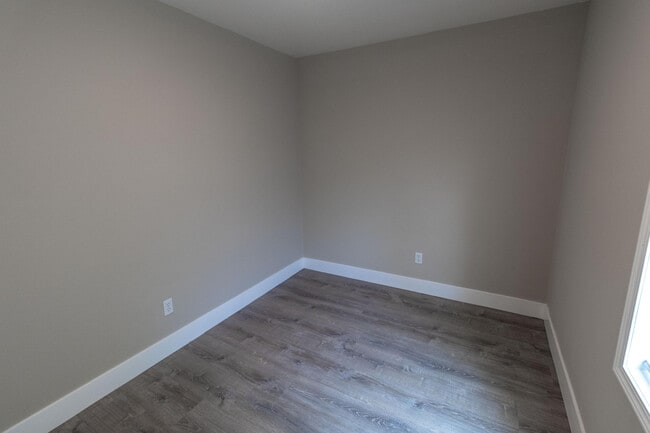 Building Photo - 3612 Greeley Dr