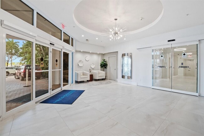 Building Photo - 3001 S Ocean Dr