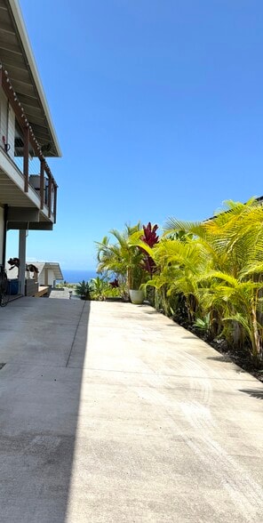Parking - 74-5054 Kealapua St