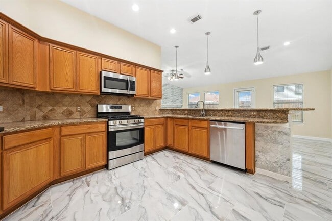Building Photo - 5414 Fairtide Dr