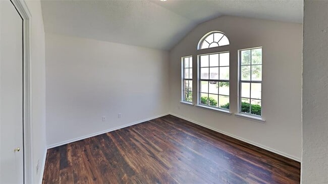 Building Photo - 12408 SW 12th St