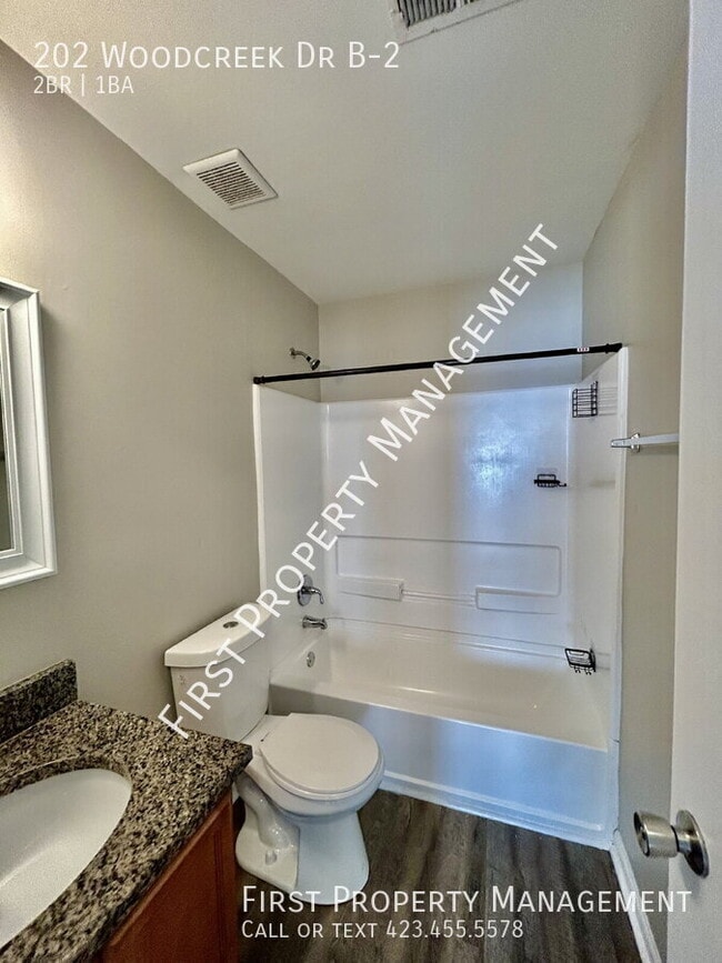 Building Photo - 202 Woodcreek Rd