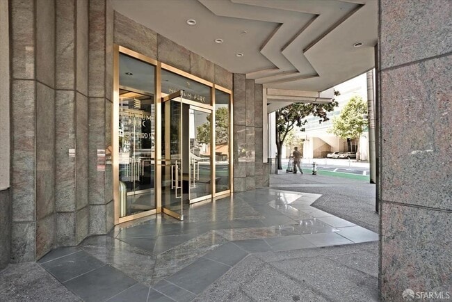 Building Photo - 300 3rd St