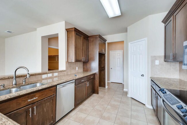 Building Photo - 11977 Tyler Dr Frisco, TX 75035