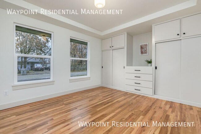 Building Photo - 2989 S Ivy St