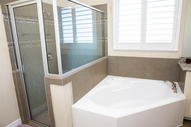 Building Photo - 5519 Caper Shores Ln