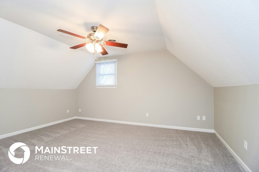 Building Photo - 6100 Radds St