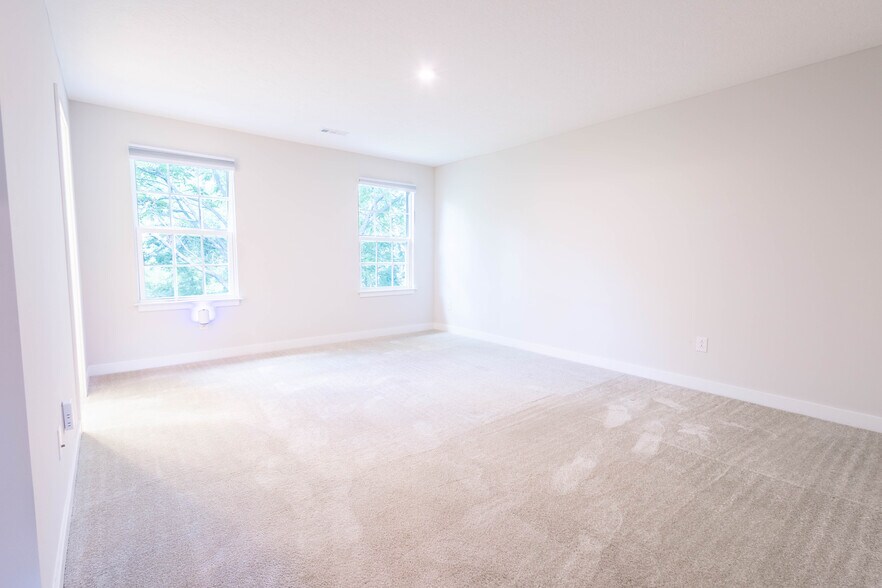 Building Photo - 6800 Frey Ln