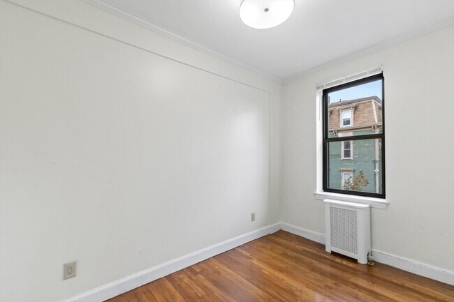 Building Photo - 38-40 Cedar Street Unit 243