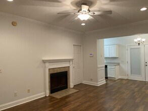Building Photo - 120 Caswell Ct