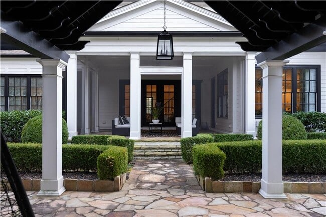 Building Photo - 980 Fenimore Cir