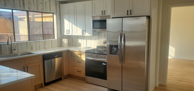 Building Photo - 3867 Huron Ave