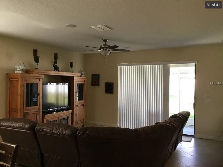 Building Photo - 4304 Summer Breeze Way