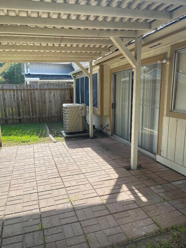 Building Photo - 16131 Golden Sands Dr
