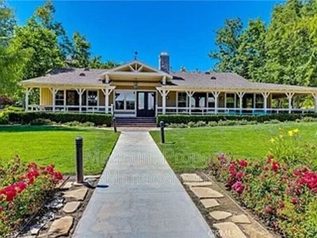 Building Photo - 35459 Sumac Ave