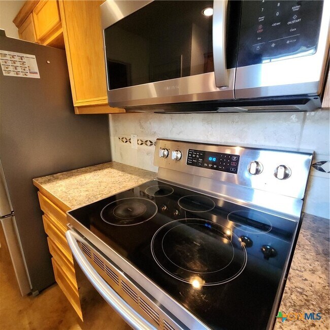 Building Photo - 3509 Lauren St