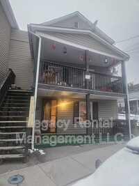 Building Photo - 533 W Shawnee Ave