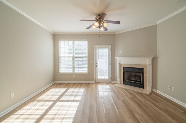 Building Photo - A Cozy 2bedroom Town home in Fort Mill
