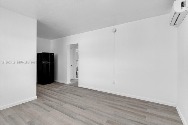 Building Photo - 46 NW 62nd St