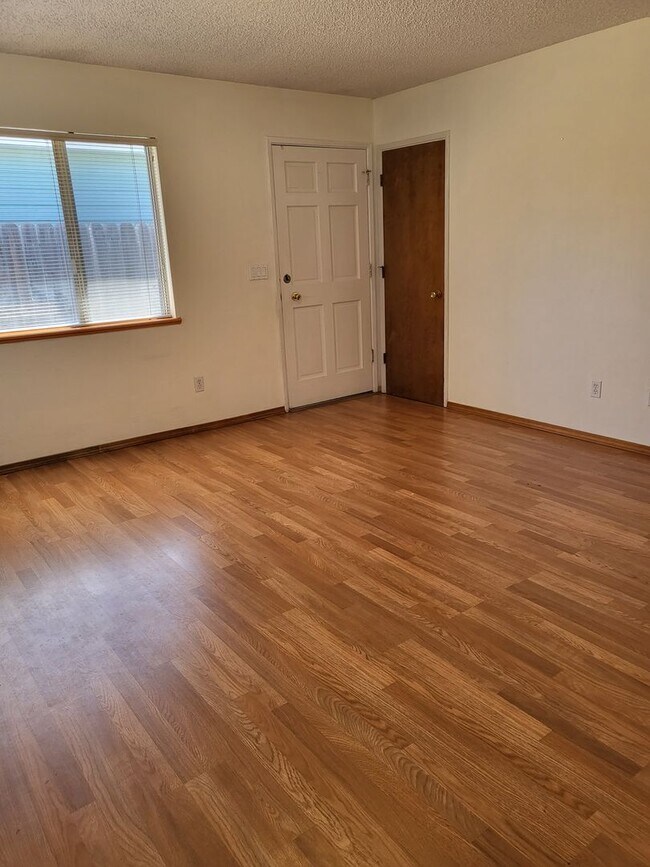 Building Photo - SH2229