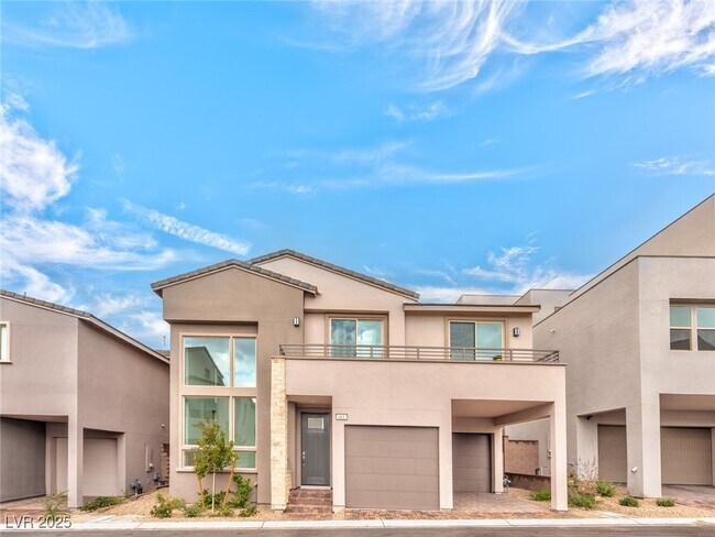 Primary Photo - 661 Angel Aura St