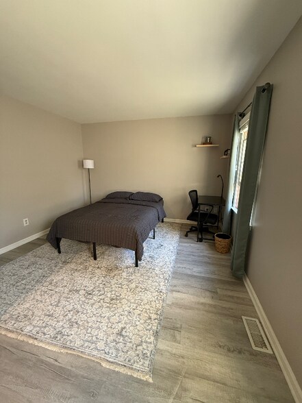 Building Photo - 2010 Dembrigh Ln