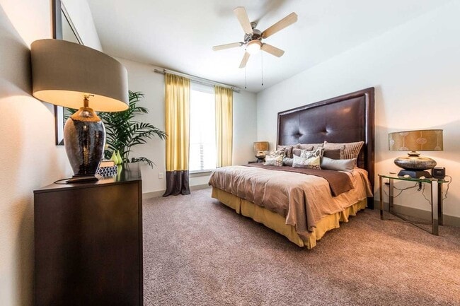 Building Photo - 2525 S Voss Rd