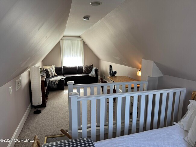 Building Photo - 333 Woodland Ave