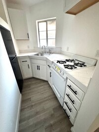 Building Photo - 3768-3768 1/2 Sheldon Dr