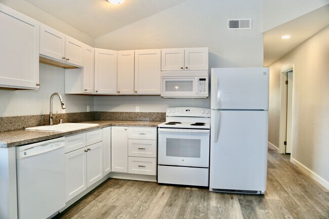 Primary Photo - SO close to the beach and PCH - 3 Bedrooms...