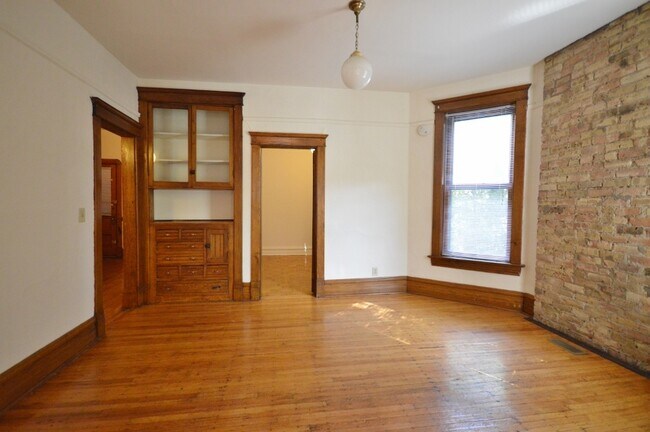 Building Photo - 3725 N Fremont St