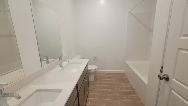 Building Photo - 4501 Stine Rd