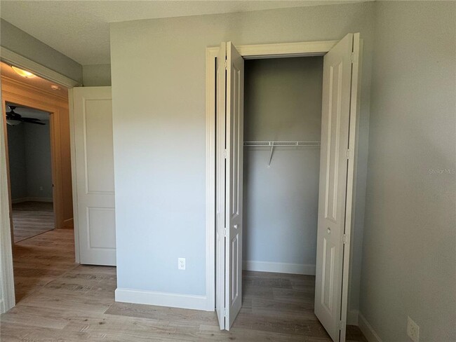 Building Photo - 236 Long Meadow Ln S