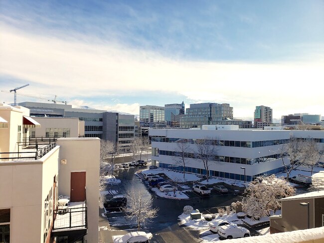 Building Photo - Downtown Boise Condo Living