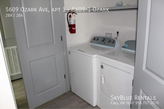 Building Photo - 5609 Ozark Ave