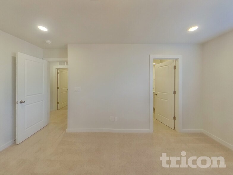 Building Photo - 604 Mountain Vw Dr