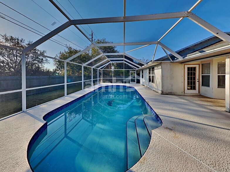 Building Photo - 3029 SE Wake Rd