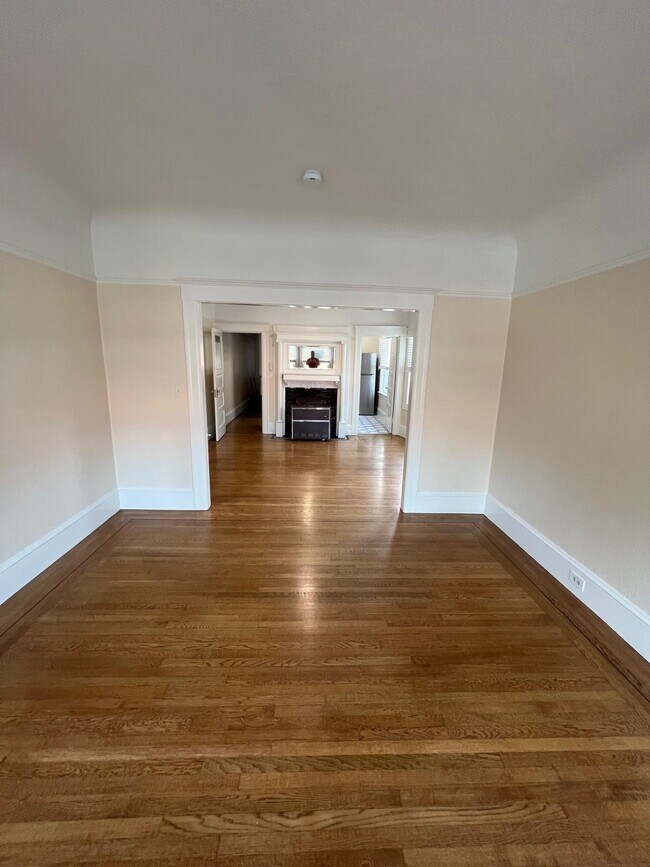 Building Photo - 9 Monte Vista Ave