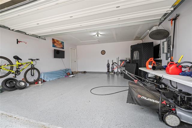 Building Photo - 1408 Yachtclub Dr