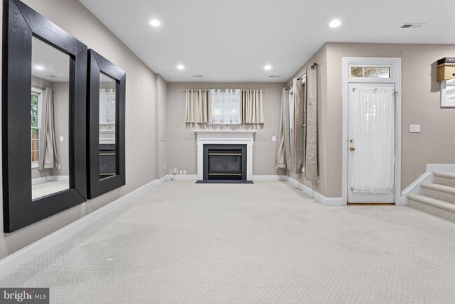 Building Photo - 6924 Stanwick Square