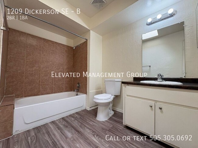 Building Photo - 1209 Dickerson Dr SE
