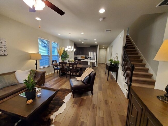 Building Photo - 1633 Winding Stream Trail