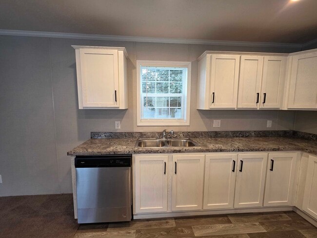 Building Photo - 3730 Birch St